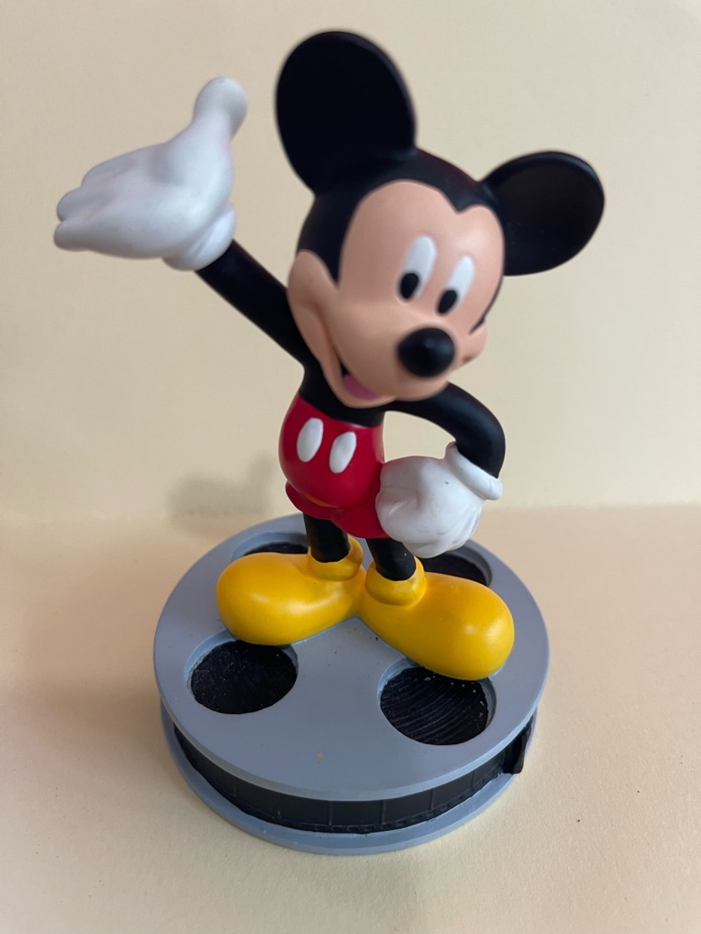 Disney Applause Mickey Mouse 1999 Collectible Character Statue
